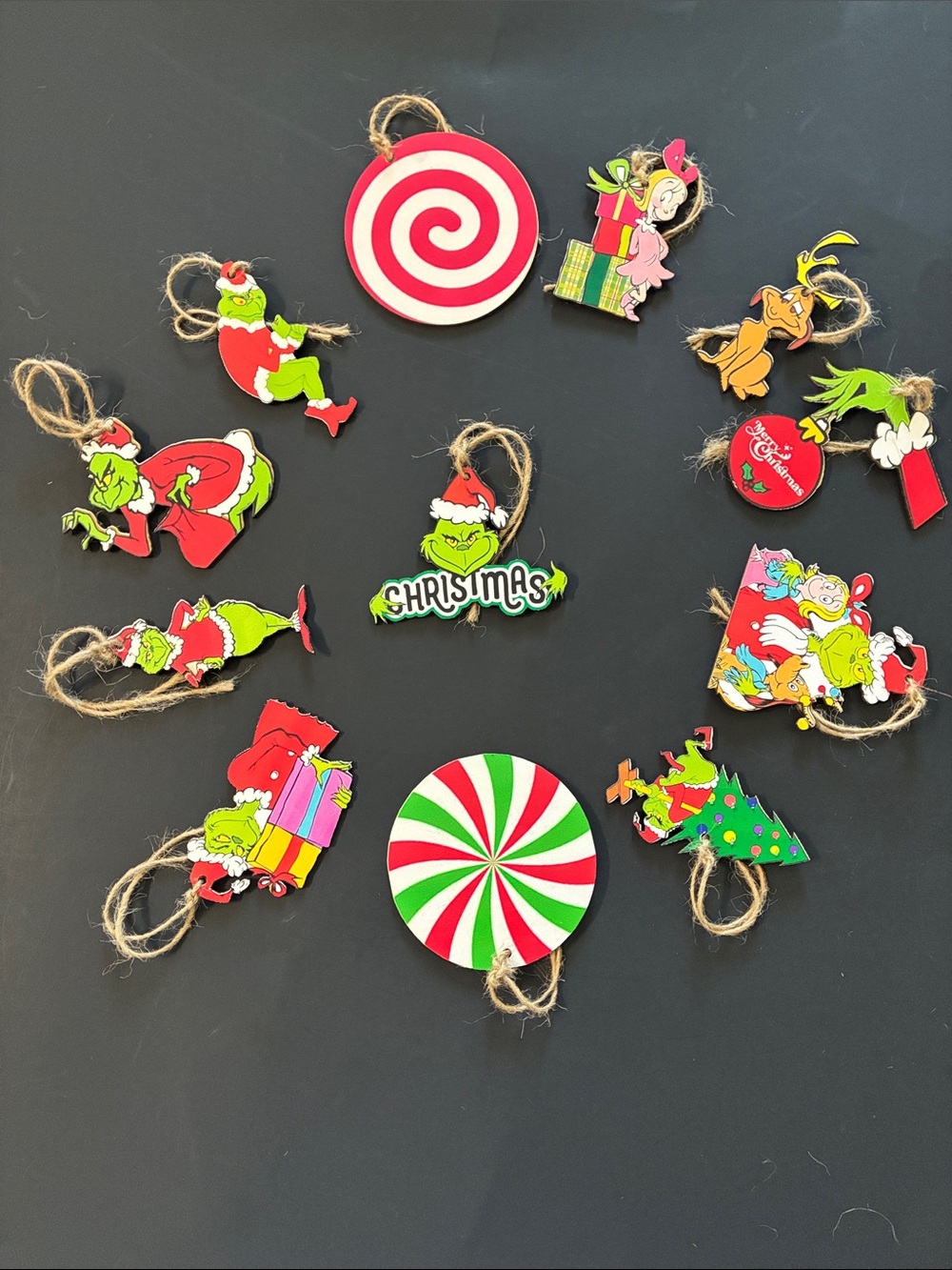 Merry Grinchmas - Door Decor & Ornaments (12) - Picture 4 of 16